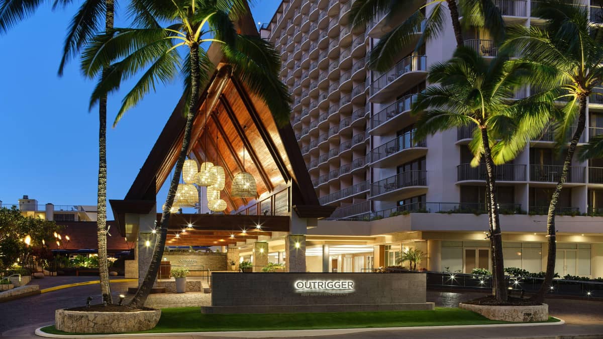 OUTRIGGER Reef Waikiki Beach Resort, United States — OUTRIGGER Reef Waikiki Beach Resort - Exterior