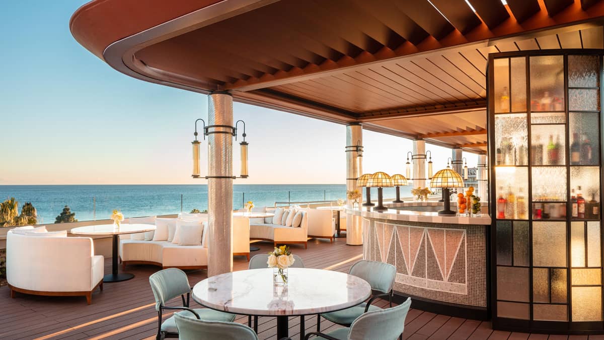 Anantara Plaza Nice Hotel, France — Anantara Plaza Nice Hotel - SEEN by Olivier Rooftop Bar