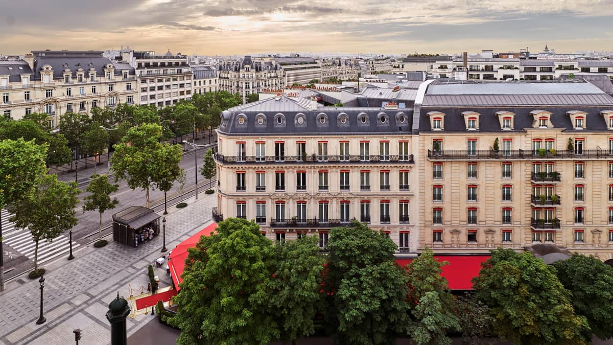Hotel Barriere Fouquet's Paris, France — Hotel Barriere Fouquet's Paris