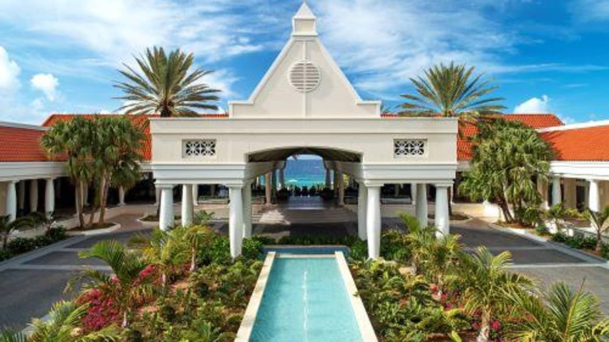 Curacao Marriott Beach Resort, Curacao — Curacao Marriott Beach Resort