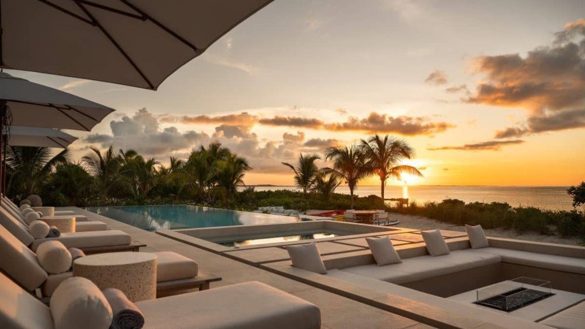 Beach Enclave, Turks & Caicos — Beach Enclave