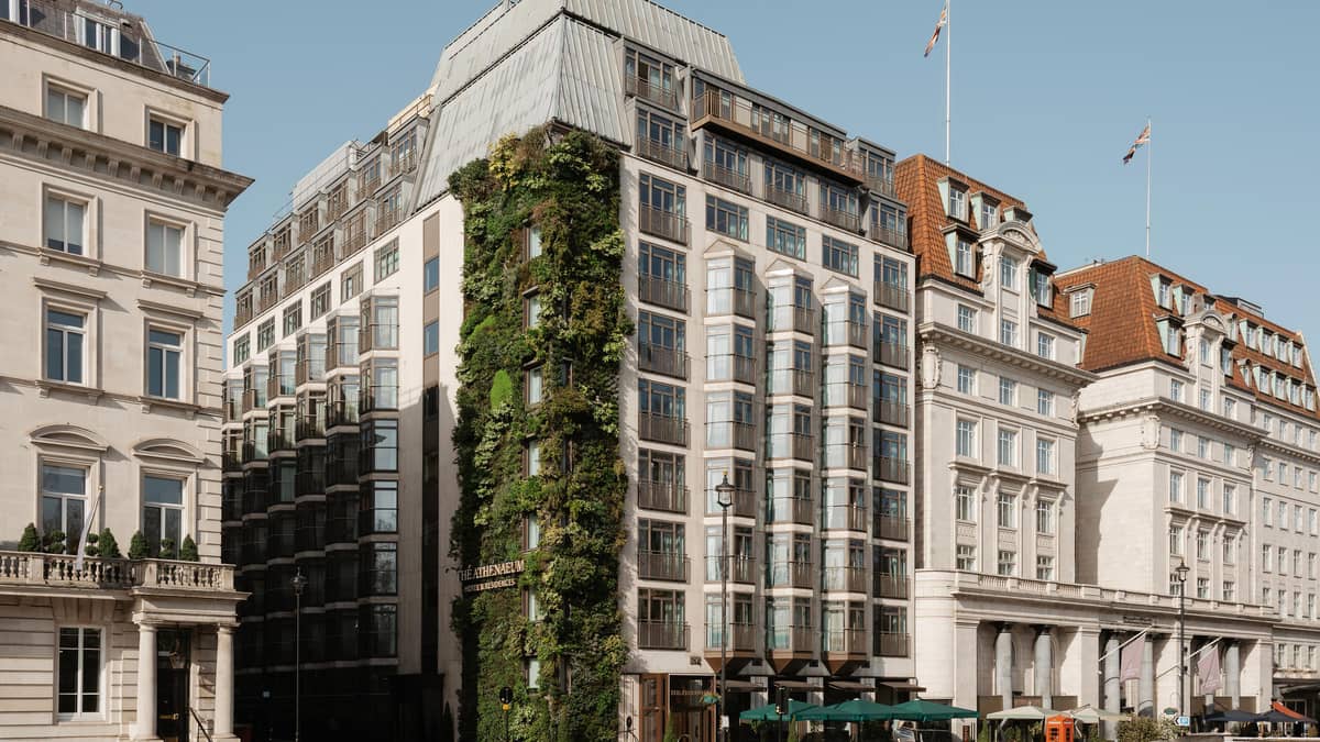 Athenaeum Hotel & Residences, England — Athenaeum Hotel & Residences - Exterior