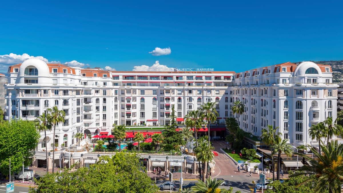 Hôtel Barrière Le Majestic Cannes, France — Hôtel Barrière Le Majestic Cannes - HOTEL BARRIERE LE MAJESTIC CANNES
