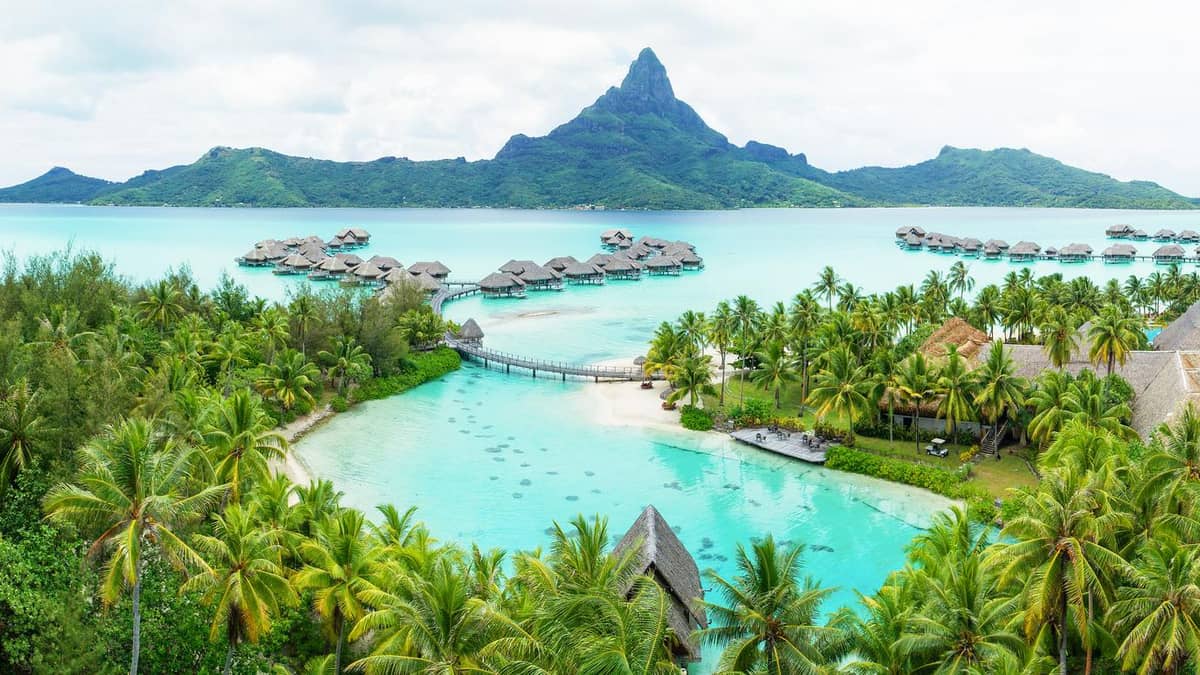 InterContinental Bora Bora Resort & Thalasso Spa, French Polynesia — InterContinental Bora Bora Resort & Thalasso Spa - Aerial View of the Resort