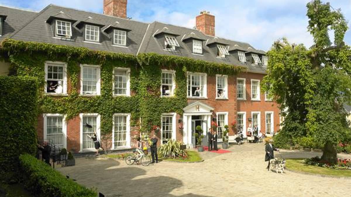 Hayfield Manor, Ireland — Hayfield Manor - Hayfield Manor Exterior