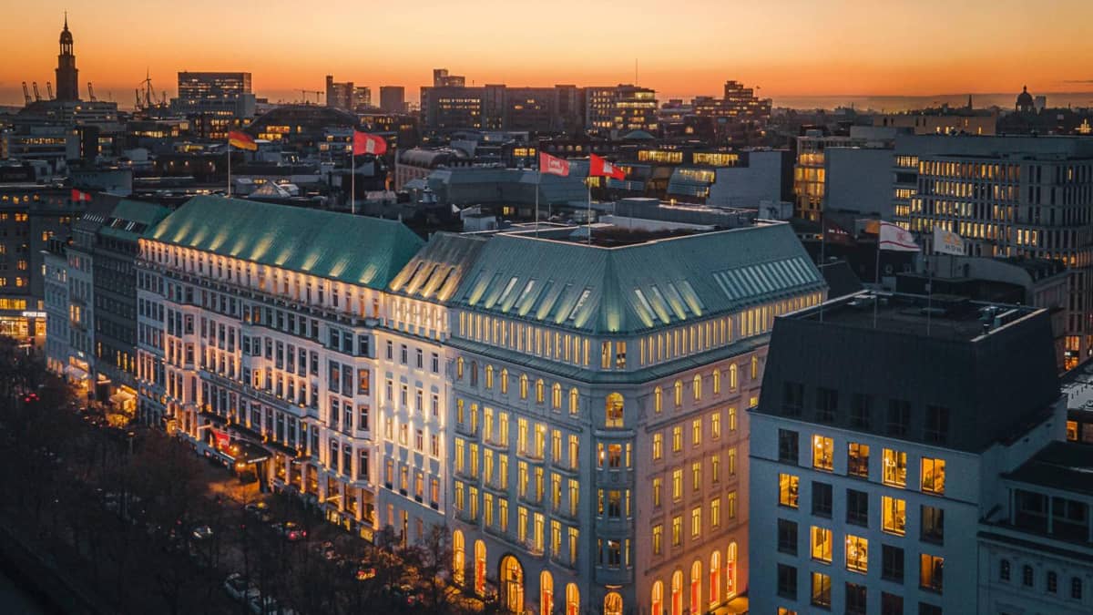 Fairmont Hotel Vier Jahreszeiten, Germany — Fairmont Hotel Vier Jahreszeiten