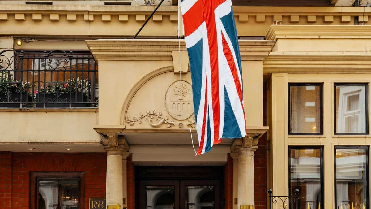 The Capital Hotel, Apartments & Townhouse, England — The Capital Hotel, Apartments & Townhouse