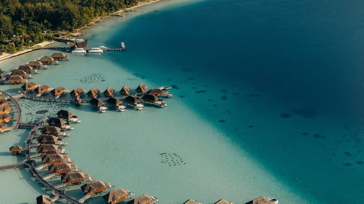Le Bora Bora, French Polynesia — Le Bora Bora - Aerial View