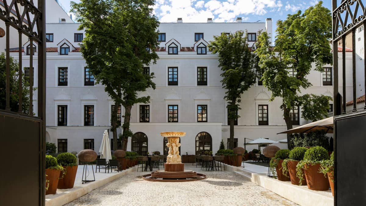 Palacio de los Duques, a Gran Meliá Hotel, Spain — Palacio de los Duques, a Gran Meliá Hotel