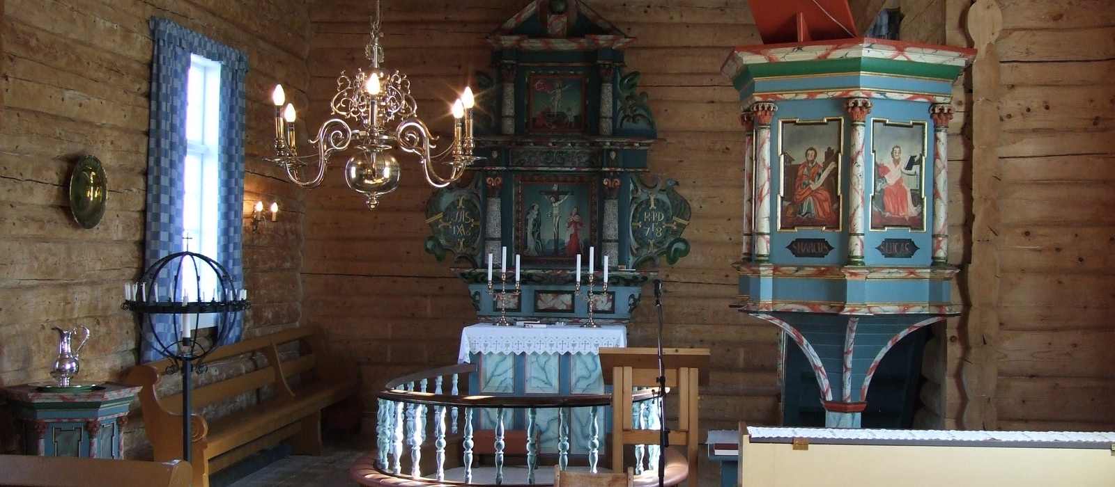 church interior altar pulpit