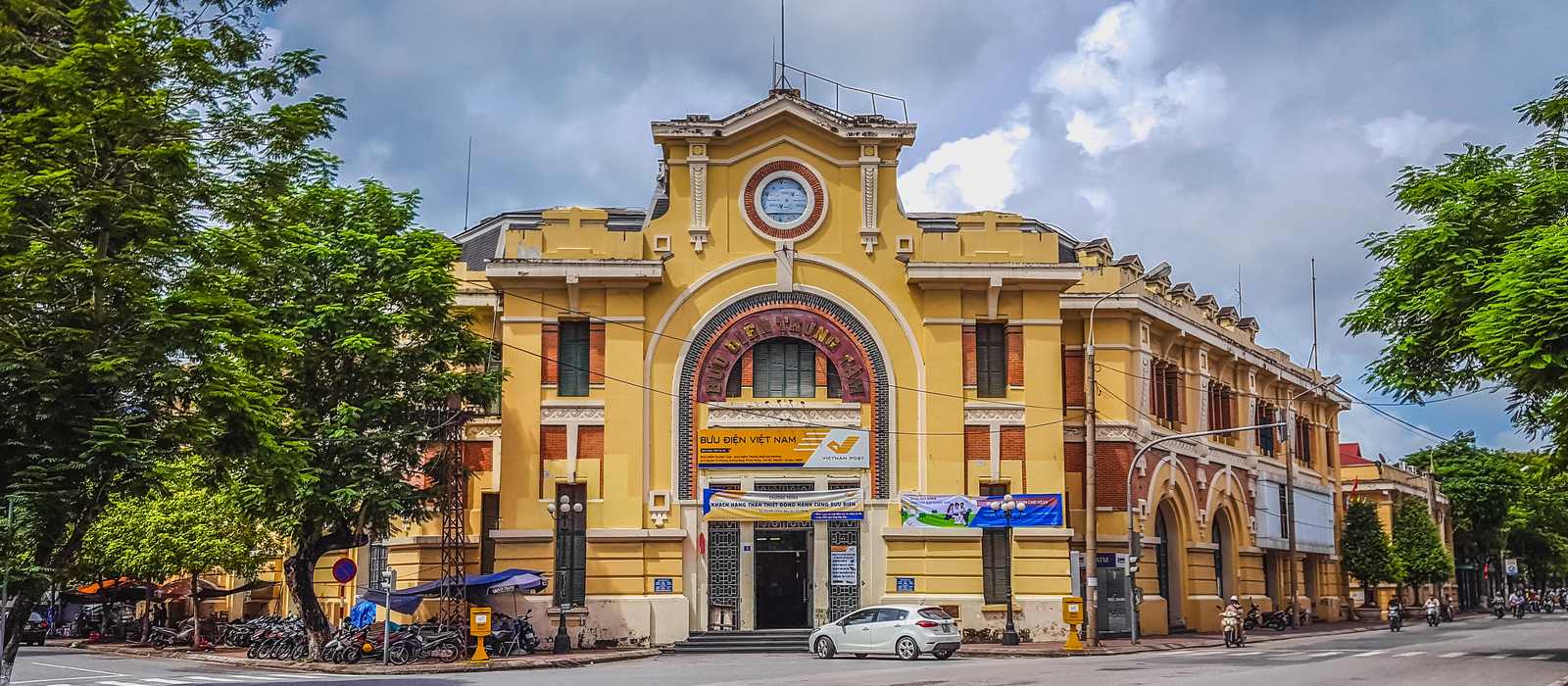 historic post office building