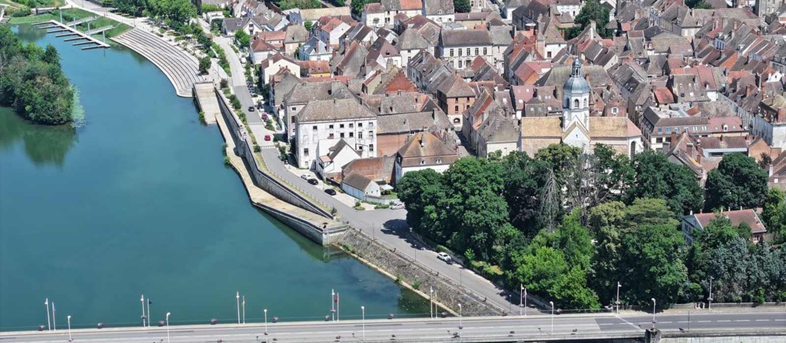 Seurre Cruise Port: Shore Excursions & Burgundy Expert Guide