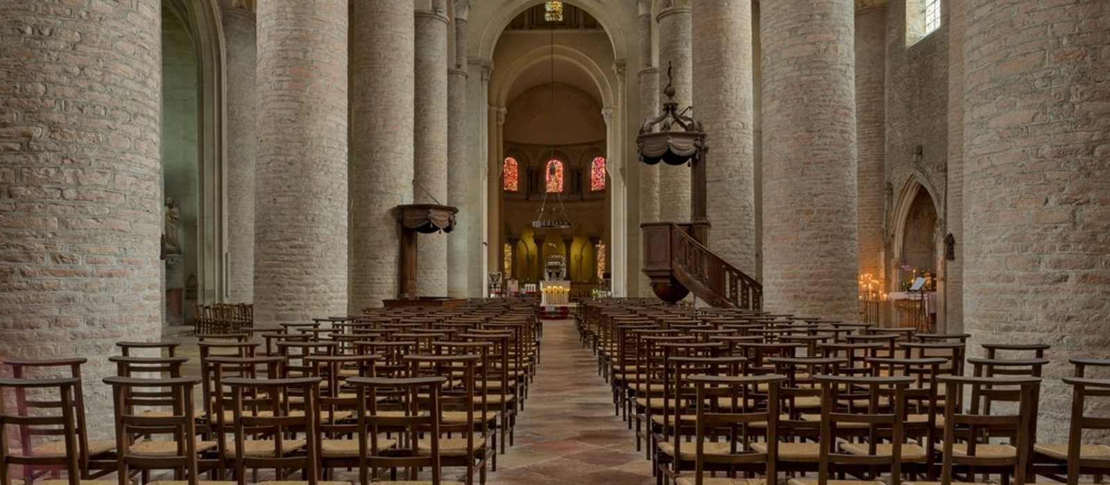Tournus Cruise Port: Burgundy's Romanesque & Expert Guide