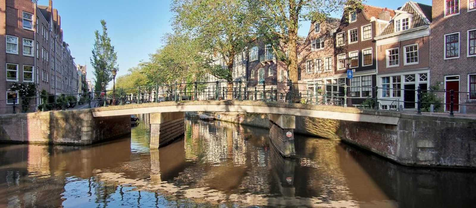 Amsterdam Cruise Port Guide: Shore Excursions & Expert Tips