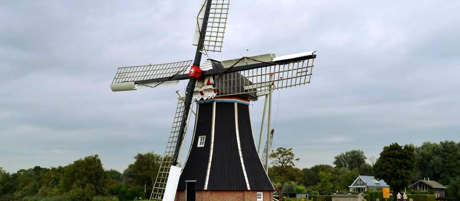 Groningen Cruise Port: Shore Excursions & Expert Expert Guide