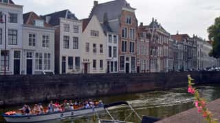 canal side buildings and boats