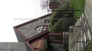 museum entrance stairs stone building