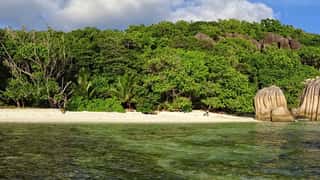 tropical island coastline beach granite rocks