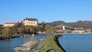 Grein Cruise Port Guide: Shore Excursions & Expert Advice