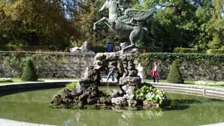 Salzburg Cruise Port: Shore Excursions & Expert Guide