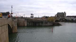 Montereau-Fault-Yonne Cruise Port: Shore Excursions & Guide