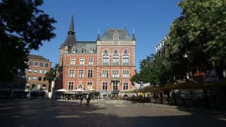 Oldenburg Cruise Port: Shore Excursions & Expert Guide
