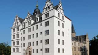 Wolfsburg Cruise Port: Autostadt Guide & Shore Excursions