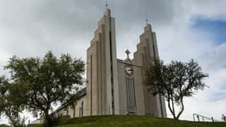 Akureyri Cruise Port: Shore Excursions & Expert Guide