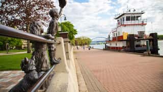 La Crosse Cruise Port