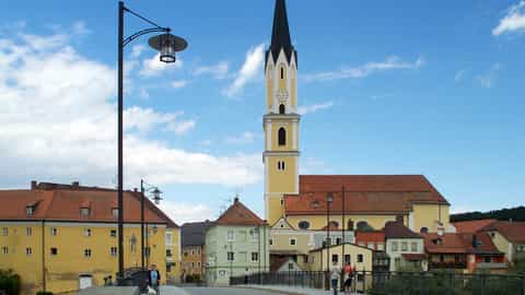 town square church buildings