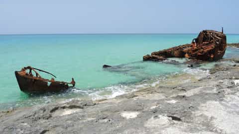 shipwreck coast sea view