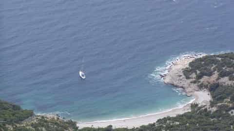 Cres Cruise Port