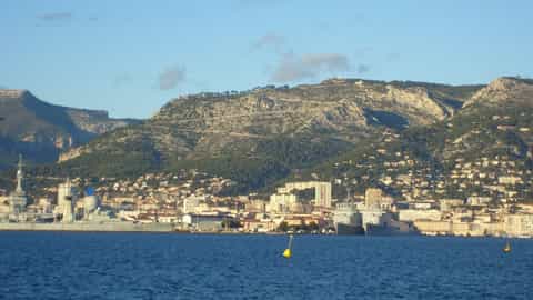 Toulon Cruise Port: Shore Excursions & Expert Expert Guide