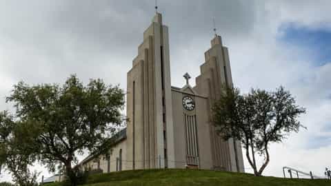 Akureyri Cruise Port: Shore Excursions & Expert Guide