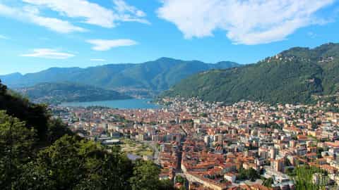 Como Cruise Port