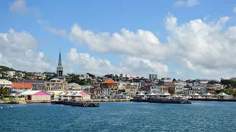 Fort-de-France Cruise Port Guide: Excursions & Expert Tips