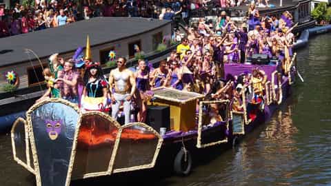 Amsterdam Cruise Port Guide: Shore Excursions & Expert Tips