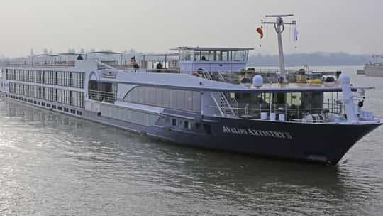 Avalon Waterways - 16 Days One-Way from Madrid to Paris City