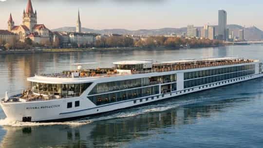 Riviera Travel - 15 Days Budapest, Hungary Round Trip