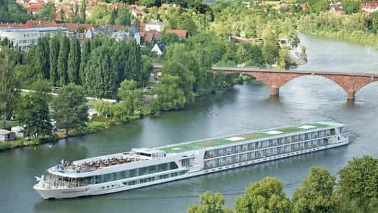 Scenic Cruises - 16 Days One-Way from Paris City to London-Tilbury