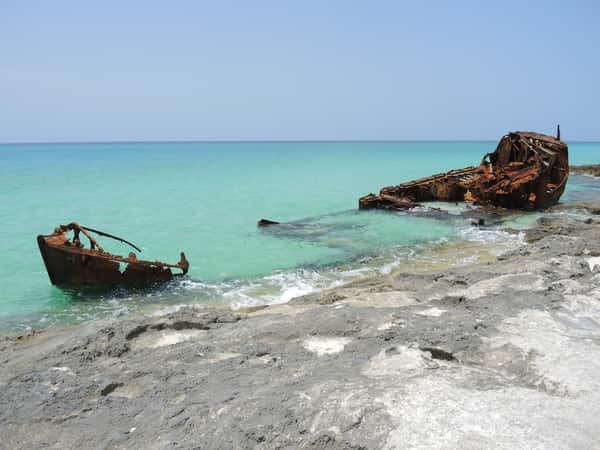shipwreck coast sea view