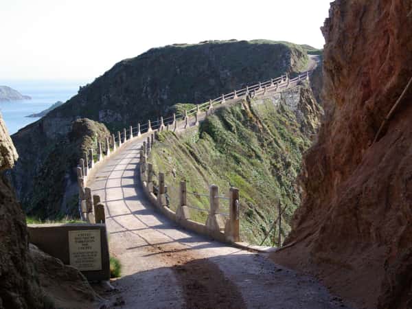 coastal path cliff sea view