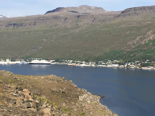 harbor town mountains cruise ship