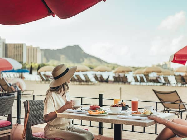 The Royal Hawaiian, a Luxury Collection Resort, Waikiki, United States — The Royal Hawaiian, a Luxury Collection Resort, Waikiki - Breakfast at Surf Lanai