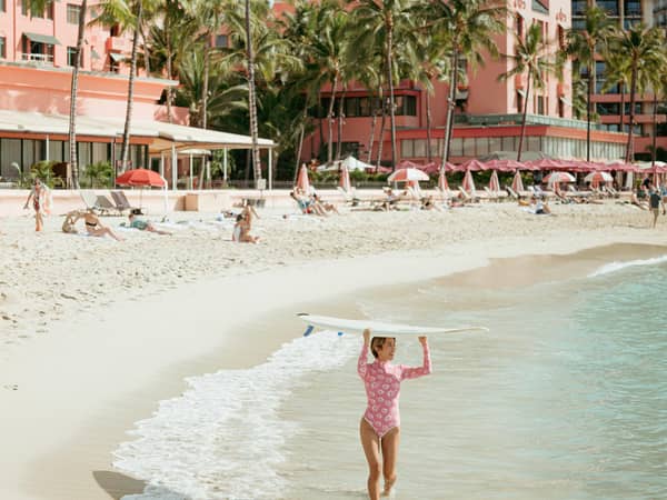 The Royal Hawaiian, a Luxury Collection Resort, Waikiki, United States — The Royal Hawaiian, a Luxury Collection Resort, Waikiki - Surfing Waikiki