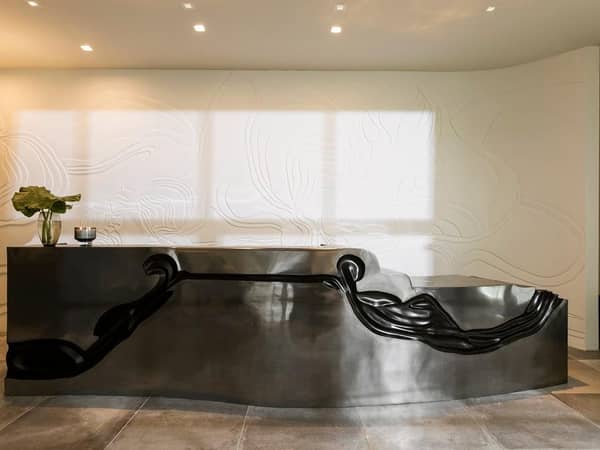 Kimpton La Peer Hotel, United States — Kimpton La Peer Hotel - La Peer Hotel Front Desk
