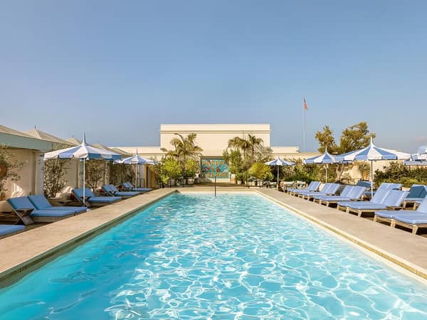 The Maybourne Beverly Hills, United States — The Maybourne Beverly Hills - Rooftop Pool
