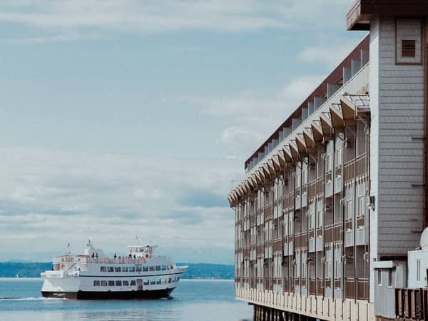 The Edgewater, United States — The Edgewater - Hotel exterior