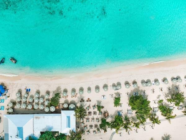 Hotel Indigo Grand Cayman, Cayman Islands — Hotel Indigo Grand Cayman