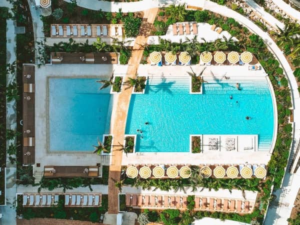 Hotel Indigo Grand Cayman, Cayman Islands — Hotel Indigo Grand Cayman